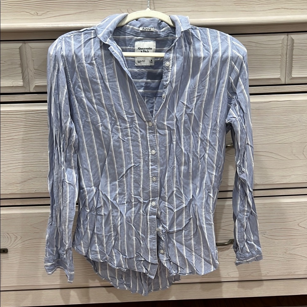 Abercrombie & Fitch Blue Striped Button Down Shirt